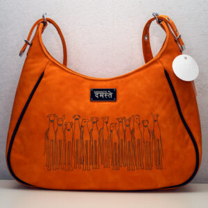 Meyra "Greyhound in a row"