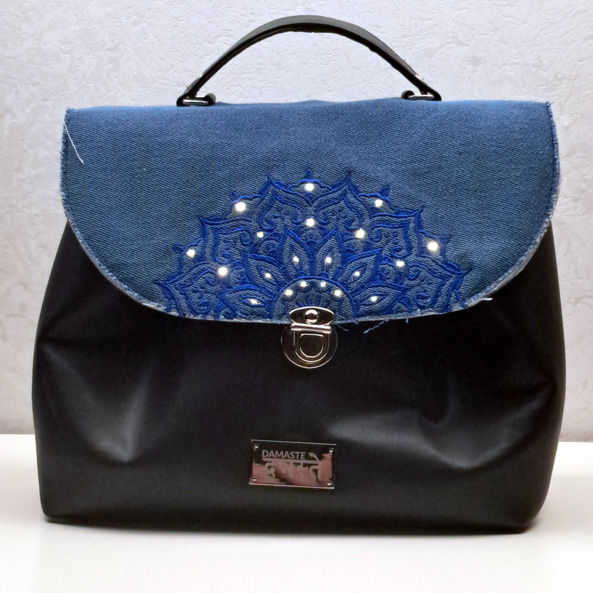 Shayna glow in the dark